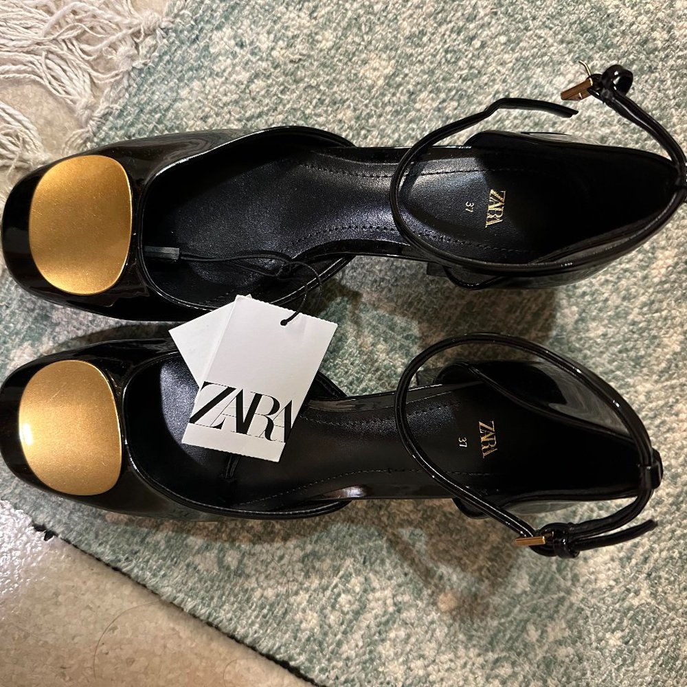 zara black and gold block heel black strap shoes size 37 (6.5) NWT